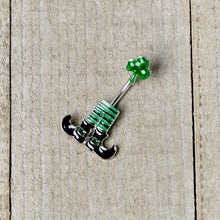 将图片加载到图库查看器，Leprechaun Legs Shamrock St Patricks Double Mount Belly Ring
