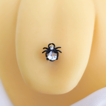 将图片加载到图库查看器，Clear Gem Black Sharp Looking Spider Barbell Tongue Ring

