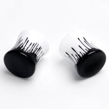 将图片加载到图库查看器，White Black Drip Acrylic Double Flare Plugs
