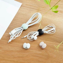 将图片加载到图库查看器，8-Piece: Portable Reusable Cable Clips Organizer

