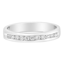 将图片加载到图库查看器，18K White Gold 1/4 Cttw Channel Set Brilliant Round-Cut Diamond Classic 11 Stone Wedding Band Ring (E-F Color, I1-I2 Clarity) - Size 5
