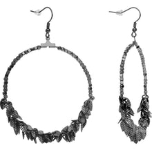 将图片加载到图库查看器，Hematite Tone Leaf Cluster Hoop Earrings
