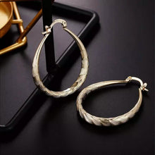 Load image into Gallery viewer, 925 Sterling Silver Oval Filigree Hoop Earrings
