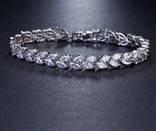 将图片加载到图库查看器，Luxury Diamond Shiny Fashion Charm AAA Cubic White Zircon Four Colors Leaf Jewelry Bracelets For Woman Elegance Wedding Party Gift
