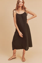 将图片加载到图库查看器，New Summer Midi Cami Dress For Women with Braided Tie Shoulder &amp; Pockets – Soft Cotton Gauze Fabric, Chic &amp; Comfortable Design For Every Occasion
