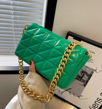 将图片加载到图库查看器，New Adorable Women's Handbag Green Small Flap Shoulder Bag In Thick Metal Chain Women's Clutch Bags Luxury  Ladies Shoulder Purse

