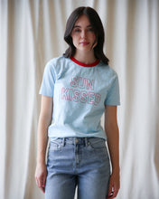 将图片加载到图库查看器，Sun Kissed Tee
