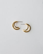 Load image into Gallery viewer, Double Hoop Earrings
