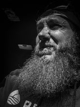 将图片加载到图库查看器，Organic Beard Oil

