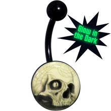 将图片加载到图库查看器，Black Titanium Webbed Skull Glow in the Dark Belly Ring
