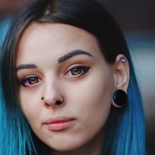将图片加载到图库查看器，16G 1/4 Pufferfish Cartilage Tragus Earring by Onyx O
