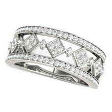 将图片加载到图库查看器，Diamond Studded Square Motif Ring in 14k White Gold (1/2 cttw)
