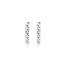 将图片加载到图库查看器，14k White Gold Textured Bar Earrings
