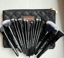 将图片加载到图库查看器，Makeup Brush Set
