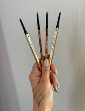 将图片加载到图库查看器，Precision Brow Defining Pencil

