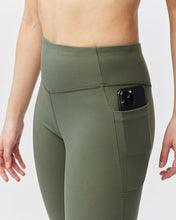Load image into Gallery viewer, Go Again Women's Cropped Leggings Length 21"
