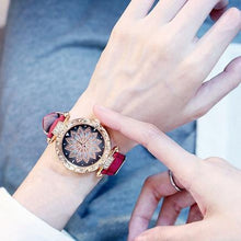 将图片加载到图库查看器，Women Elegant Popular Watch Set Starry Sky Ladies Bracelet Watch Casual Leather Sports Quartz Wristwatch For Women and Girls
