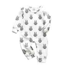 Load image into Gallery viewer, Newborn Baby Rompers Pajama Cotton Cute Letter I Love Daddy and Mummy Long Sleeve rompers Clothes For Baby Kids
