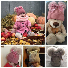 将图片加载到图库查看器，Luxury Modern Elegant New Girls Double Pompom Knitted Hat Warm Thicker Beanie Cap for Baby Girls In Winter elegant New Year Design
