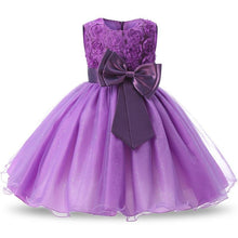 Load image into Gallery viewer, Handmade Luxury New Elegant Girls White First Birthday Party Wear 3D Rose Flower Dress Toddler Girl IWth Big Bow

