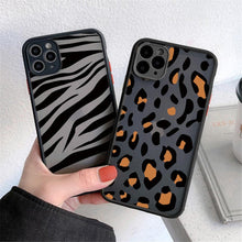 将图片加载到图库查看器，Leopard Print Elegant Pattern Protective Phone Case Translucent Hard Back With Silicone Leopard Pattern Phone Case For Iphone 11 Pro Max 12 13 Mini X Xs Max 7 8 Plus Mobile Phone Protective Case
