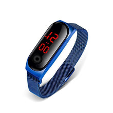 将图片加载到图库查看器，STEVVEX Men's Business Electronic Watch Simple Luxury Steel Belt Folding Buckle Sports Digital Watch For Men and woman
