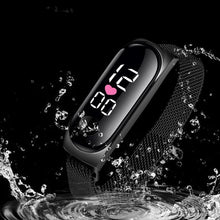 将图片加载到图库查看器，STEVVEX Men's Business Electronic Watch Simple Luxury Steel Belt Folding Buckle Sports Digital Watch For Men and woman
