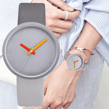 将图片加载到图库查看器，Modern Women Watch Gray Contrast Quartz Watch For Watch  Lovers Unisex Casual Modern Style
