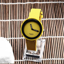 Load image into Gallery viewer, WoMaGe Hot Sale Women Watches Simple Leather Women's Watches Fashion Ladies Watch Women Clock reloj mujer zegarek damski
