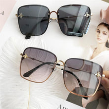将图片加载到图库查看器，Popular brand  Oversize Square Sunglasses For Women and Ladies  Luxury Driving Superstar  Designer Sunglasses With Shades and Gradient Glasses With  UV400 Protection
