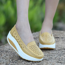 Load image into Gallery viewer, MudiPanda Summer 2017 Women's Shoes Genuine Leather Breathable Shoes Swing Female Shoes Platform  Nurse  Work Shoes

