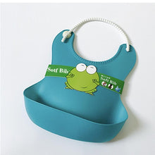 Load image into Gallery viewer, Modern Baby Plastic Bibs Waterproof Lunch Bibs for Boys &amp; Girls Infants Silicone Feeding Baby Saliva Waterproof Aprons for Baby
