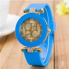 Load image into Gallery viewer, STEVVEX simple leather Casual Quartz Watch Women Crystal Silicone Watches Wrist Watch  For Women and Girls Coffee
