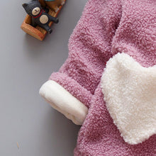 Load image into Gallery viewer, Baby Girls Winter Coats Newborn Baby Thick Velvet Outerwear For  Toddler Hoodies For Girls With Heart Print Design For Girls And Babies
