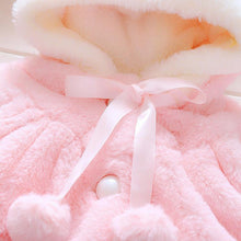 将图片加载到图库查看器，Winter Baby Girls Fur Warm with Cute Rabbit Ears Cloak Coat In Elegant Modern Style For Baby Girls
