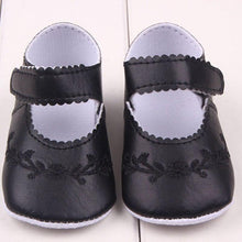 将图片加载到图库查看器，Newborn Baby Girl Shoes First Walkers Lovely Sneakers Infant Kids Girls Princess Shoes
