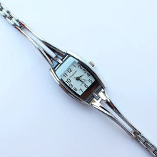 Load image into Gallery viewer, High Quality Cute Women's Fashion Crystal Silver Gold Lady Women Girl Stainless Steel Strap Quartz Analog Dress Wristwatch
