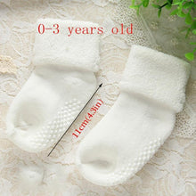 Load image into Gallery viewer, Cotton Newborn Baby Durable Anti Slip Floor Socks For Baby Boy And Baby Girl Perfect Baby Shower Gift
