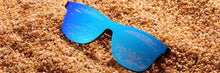 Load image into Gallery viewer, Handmade Bamboo Luxury Vintage Sunglasses For Men and Woman Wooden Sunglasses With UV400 Protection
