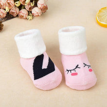 将图片加载到图库查看器，1 Pair Newborn Cotton Striped Warm Slippers Socks For Baby Girls And Boys Very Comfortable And Soft Material
