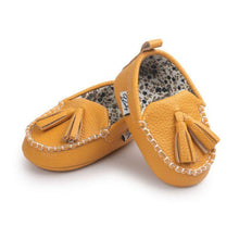 Load image into Gallery viewer, First Walkers Newborn Baby Shoes Toddler Prewalker Shoes Baby Boy Girl Leather Shoes
