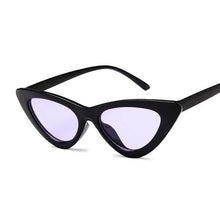 将图片加载到图库查看器，Vintage Cateye Sunglasses For Women In Famous Retro Small Cat Eye Style In NEW Modern Edition with UV400 Protection
