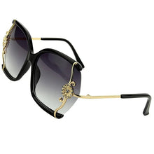将图片加载到图库查看器，Luxury Brand New Women Sunglasses with Fine Lace and Rhinestone Decoration Semi-Rimless Frame Travel Sun Glasses Ladies Eyewear
