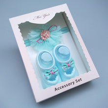 Load image into Gallery viewer, Baby Newborn Solid Color Lace Baby Bowknot Socks &amp; Princess Cute Baby Socks Hair Band Set FOr Girls Baby In Modern Design
