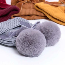 将图片加载到图库查看器，Luxury Modern Elegant New Girls Double Pompom Knitted Hat Warm Thicker Beanie Cap for Baby Girls In Winter elegant New Year Design
