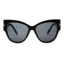 Load image into Gallery viewer, New Luxury Polarized Elegant Sunglasses for Women and Lady Luxury Designer Fashion  Cat Eye Style Oversized Sunglasses Gradient Sunglasses With UV400 Protection
