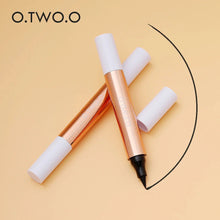 Load image into Gallery viewer, O.TWO.O Black Eyeliner Stamp Pen Waterproof Fast Dry Eye Liner

