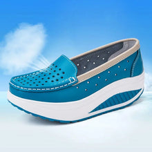 Load image into Gallery viewer, MudiPanda Summer 2017 Women's Shoes Genuine Leather Breathable Shoes Swing Female Shoes Platform  Nurse  Work Shoes
