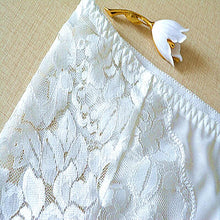 Load image into Gallery viewer, RUIN 4pcs/lot women's lace panties women's panties seamless intimates briefs crotch of cotton briefs ladies underwear
