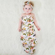 Load image into Gallery viewer, Swaddle Blanket Set Receiving Wrap Props Newborn Infant Boy Girl Headwear Flower Print Romper With Bow
